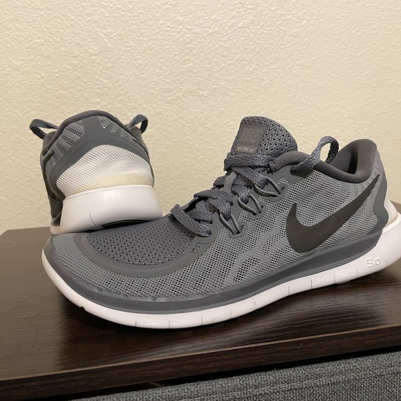 NWOB Youth Nike Free runs - Picture 3 of 4